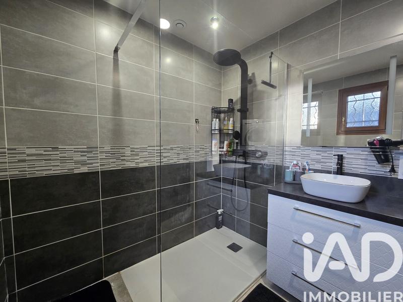 Maison - 134 m² - 7 pièces