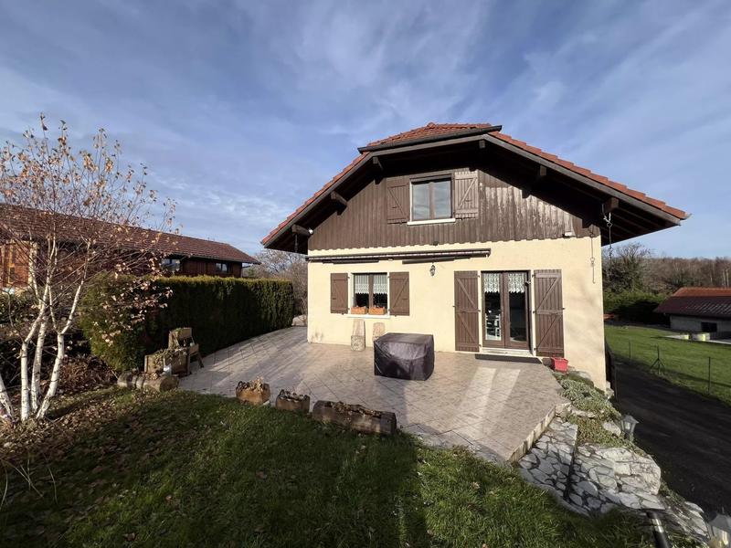 Maison - 135 m² - 5 pièces