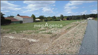 Terrain constructible - 1 042 m²