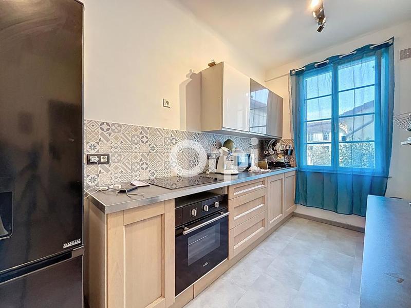 Appartement - 72 m² - 3 pièces