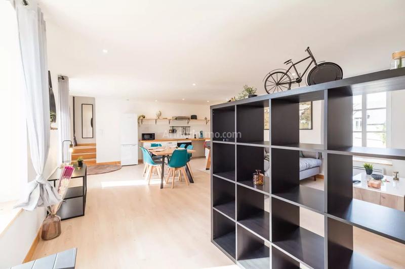 Appartement - 85 m² - 4 pièces