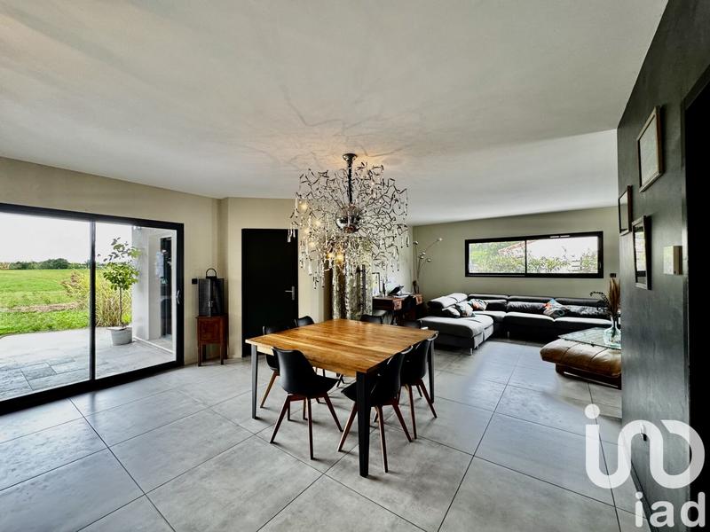 Maison - 135 m² - 5 pièces