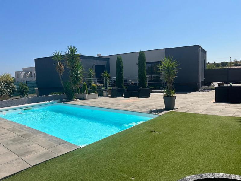 Villa - 95 m² - 3 pièces