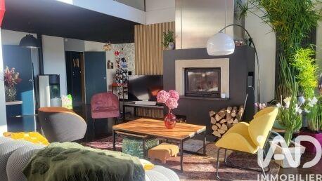 Maison - 292 m² - 10 pièces