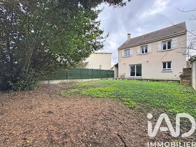 Maison - 115 m² - 6 pièces