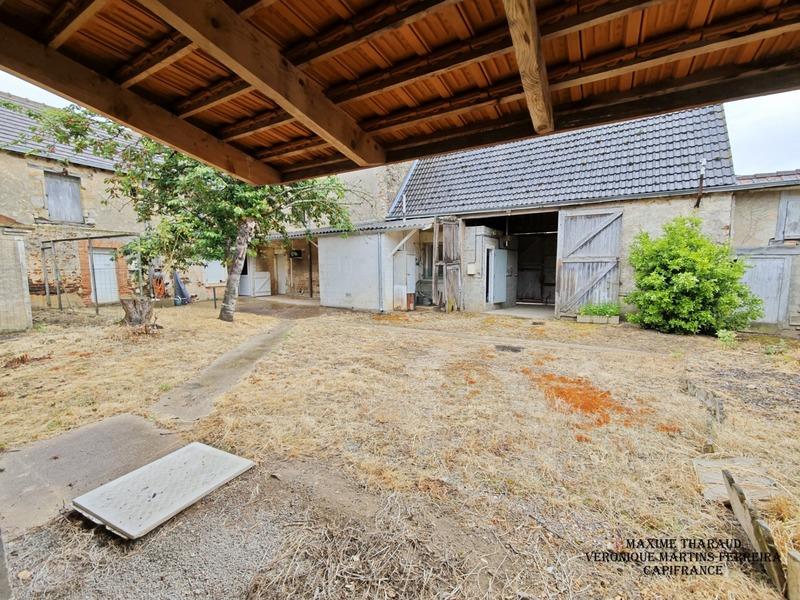 Bureau - 152 m² - 6 pièces