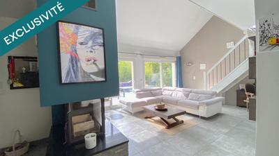 Maison - 165 m² - 8 pièces