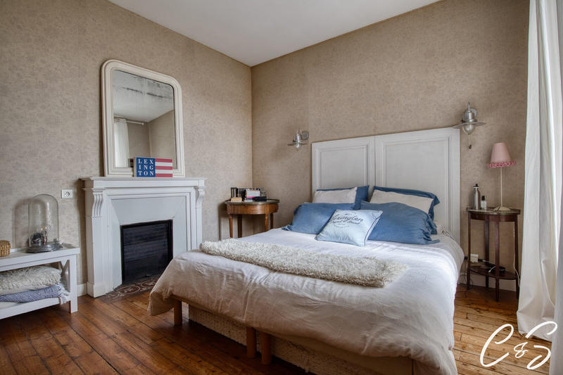 Maison - 141 m² - 6 pièces