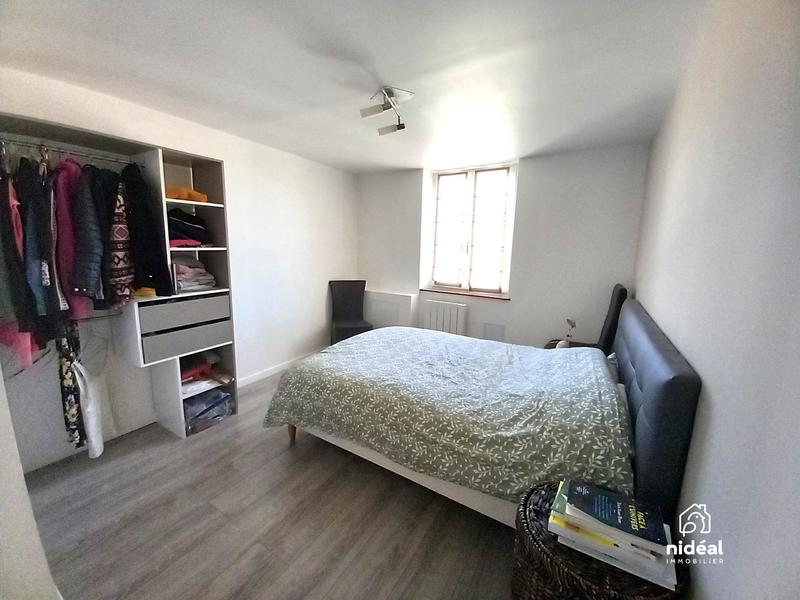 Maison - 166 m² - 8 pièces