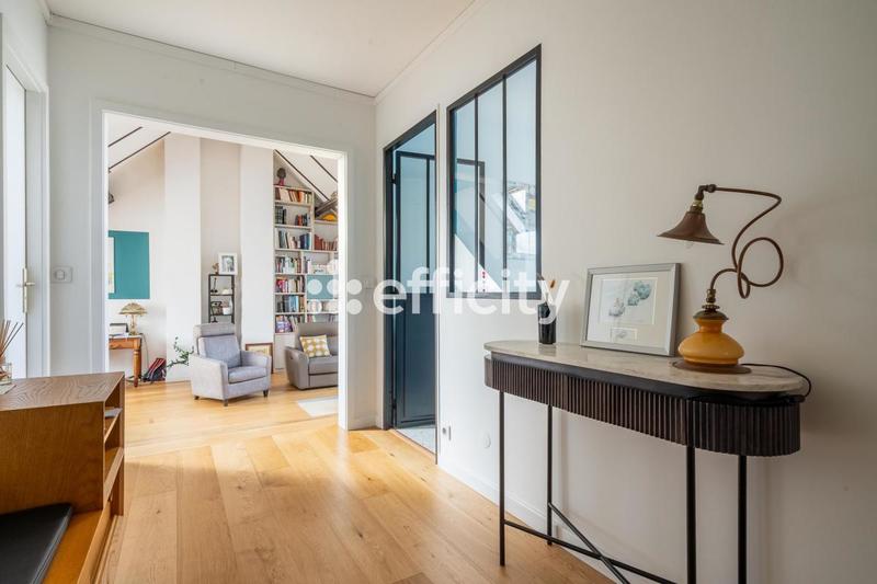 Appartement - 109 m² - 4 pièces
