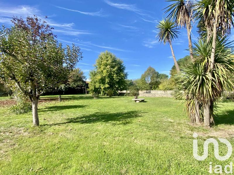 Maison - 240 m² - 10 pièces