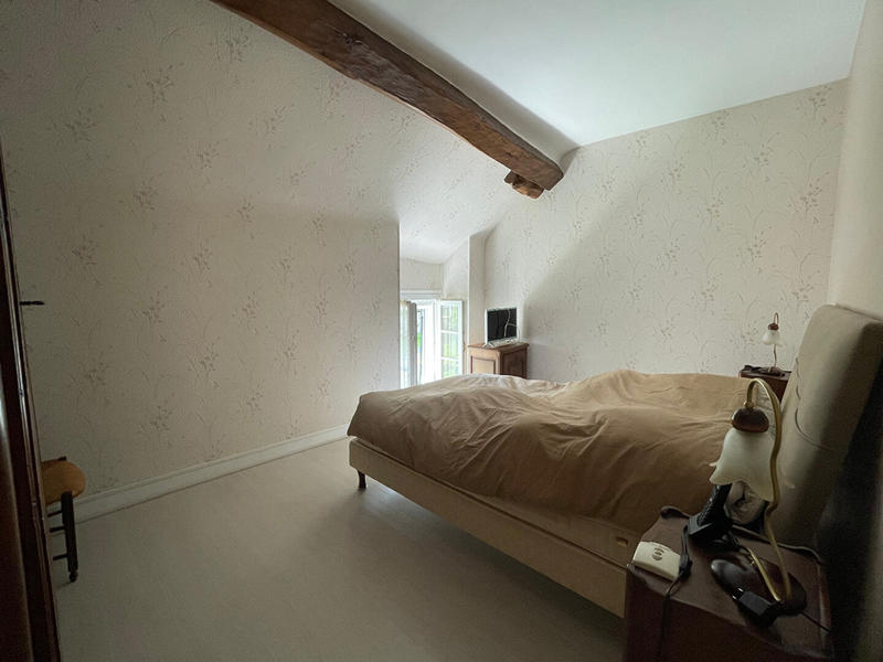 Maison - 223 m² - 6 pièces