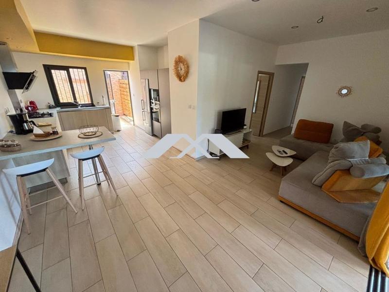 Villa - 93 m² - 5 pièces