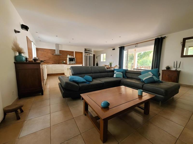 Maison - 158 m² - 6 pièces