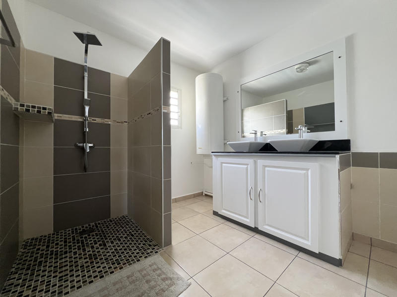 Maison - 107 m² - 5 pièces