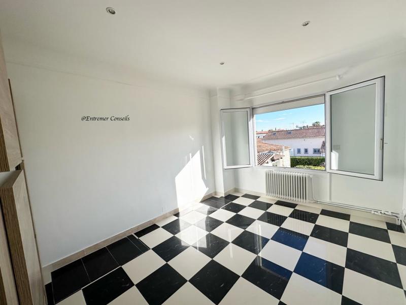 Maison - 194 m² - 6 pièces