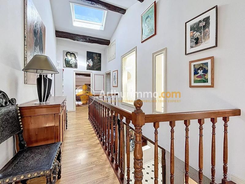 Appartement - 185 m² - 4 pièces