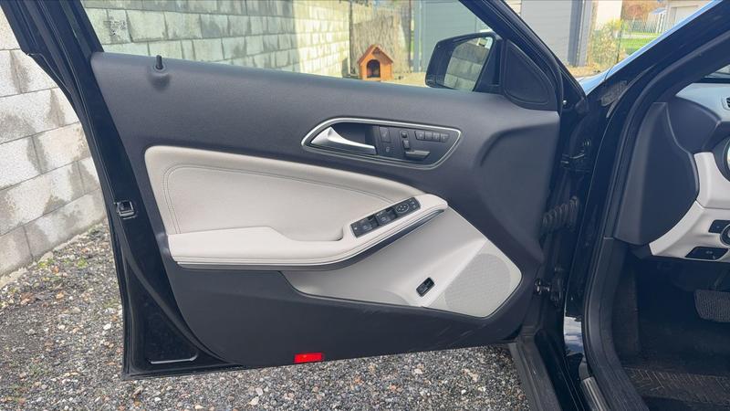 Mercedes Gla 200 Cdi 136 7g-Dct Sensation