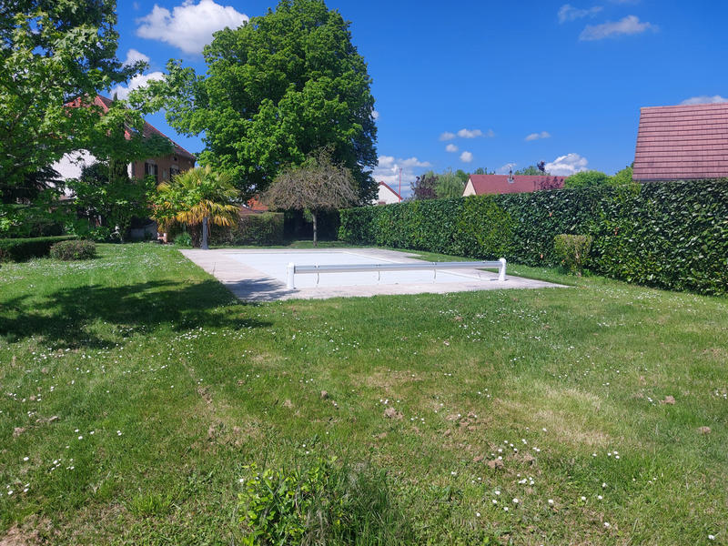 Maison - 240 m² - 7 pièces