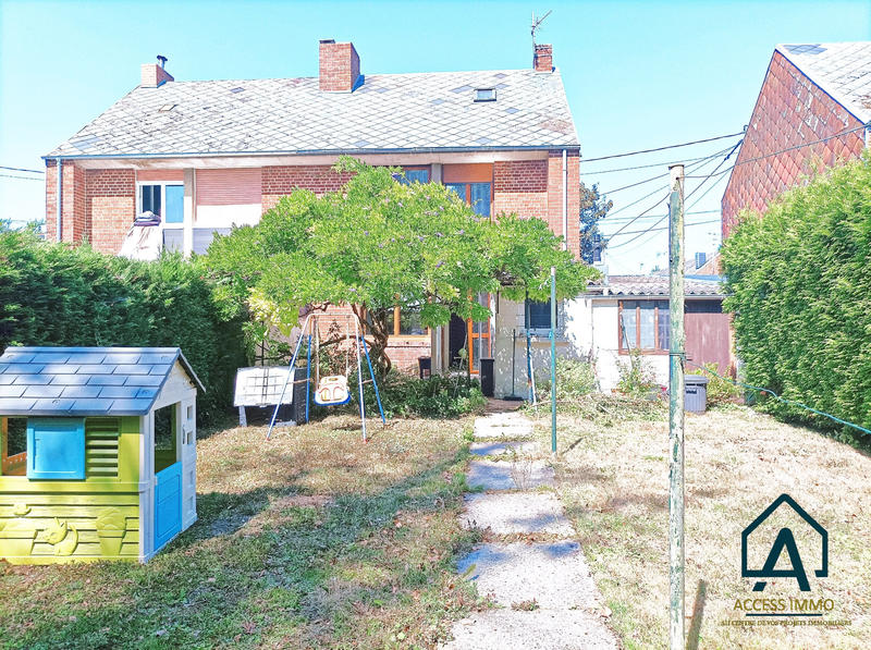 Maison - 87 m² - 10 pièces