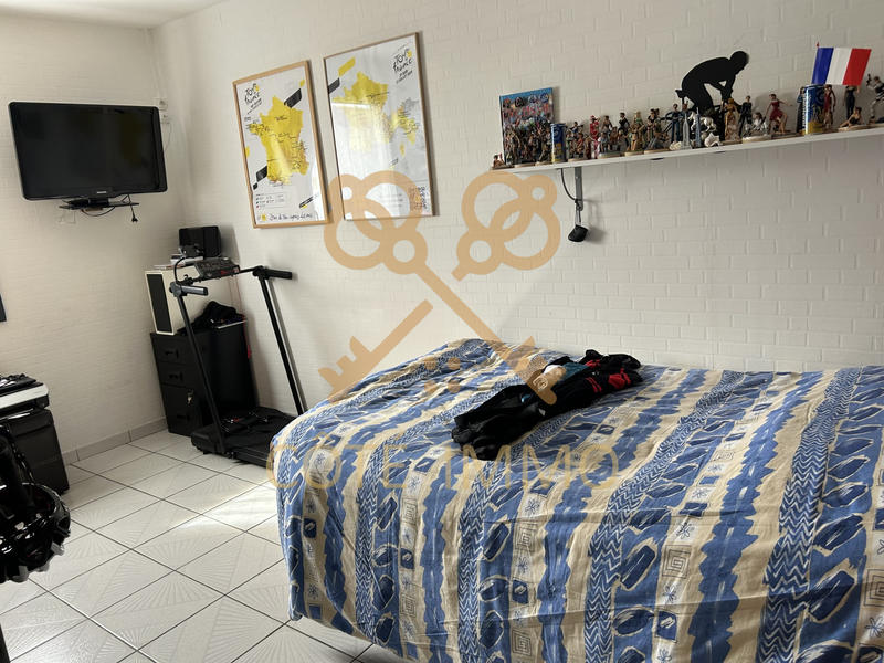 Maison - 102 m² - 5 pièces