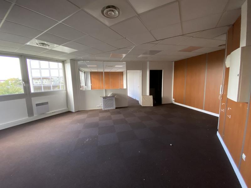 Bureau - 89 m² - 1 pièce