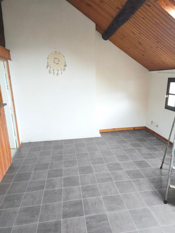 Immeuble - 74 m² - 3 pièces