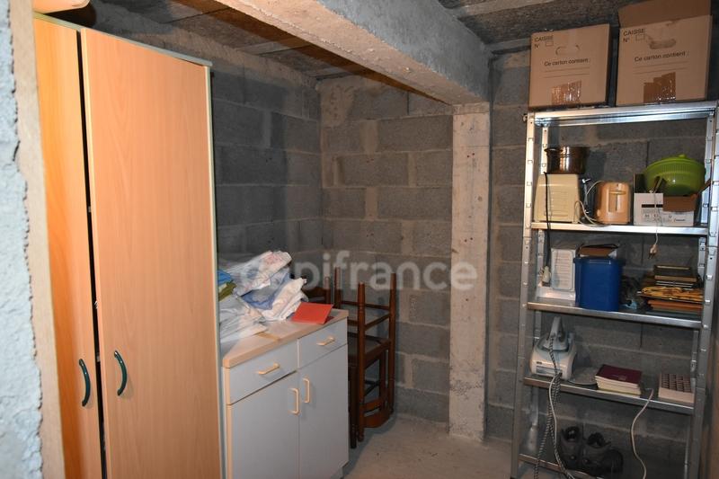 Studio - 25 m² - 1 pièce