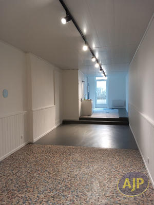 Local commercial - 44 m² - 1 pièce