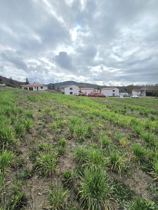 Terrain - 4 500 m²
