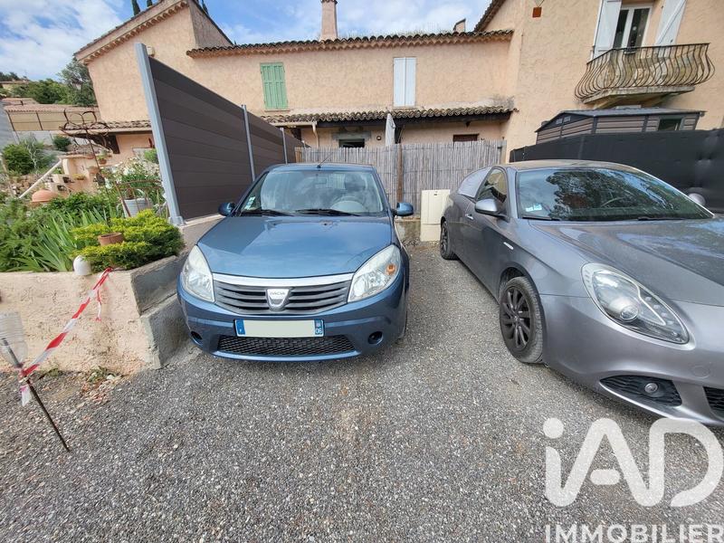 Studio - 15 m² - 1 pièce