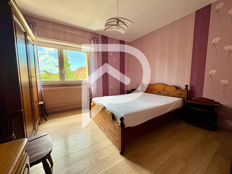 Maison - 1 m² - 7 pièces