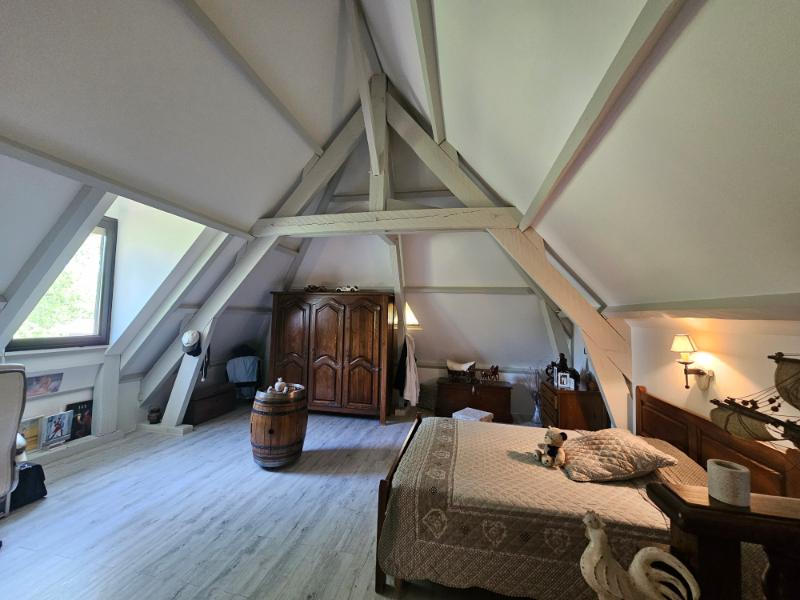 Maison - 207 m² - 8 pièces