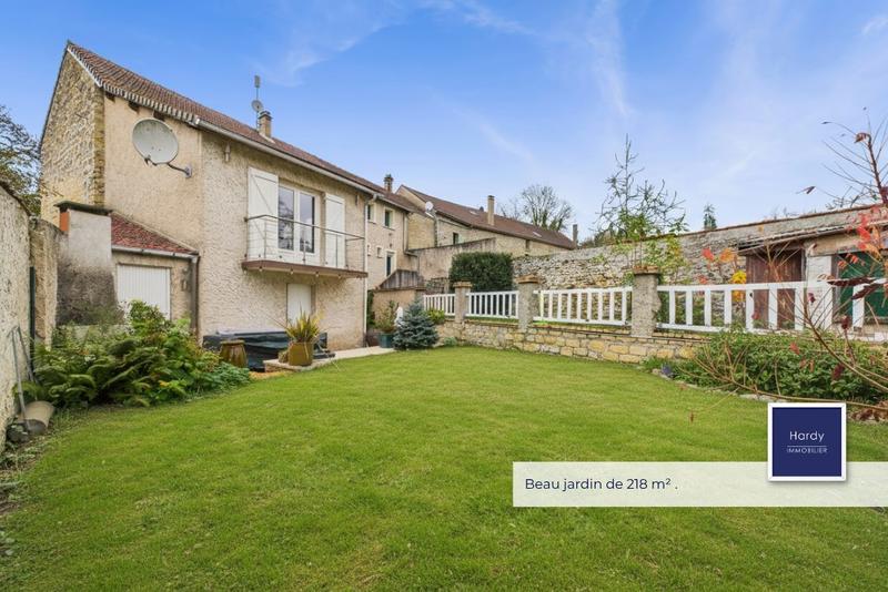 Maison ancienne - 102 m² - 5 pièces