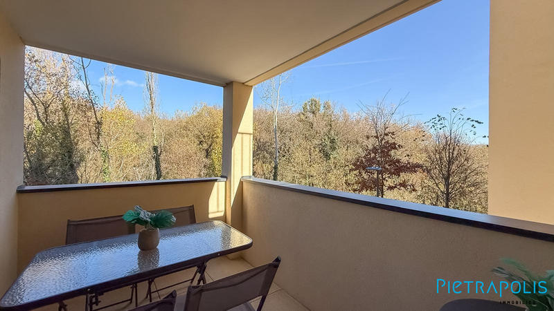 Appartement - 93 m² - 4 pièces