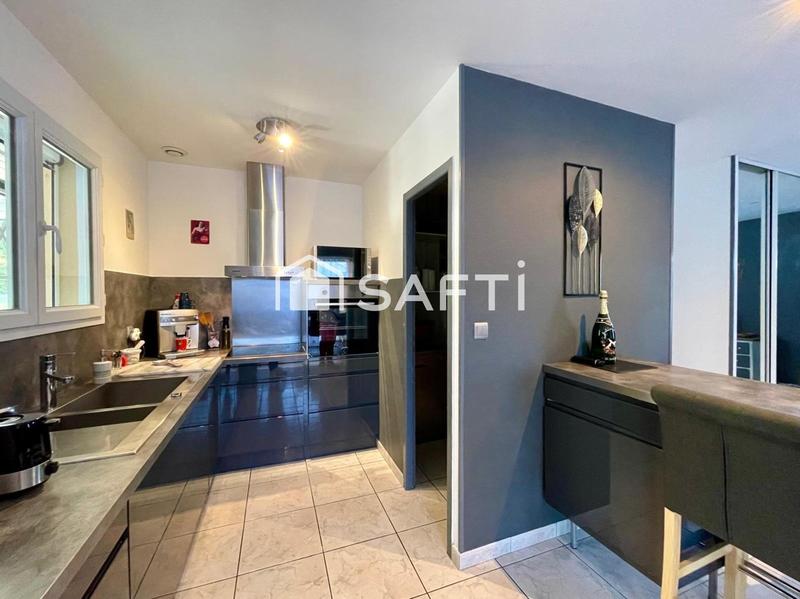 Maison - 120 m² - 5 pièces