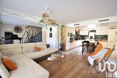 Maison - 167 m² - 5 pièces