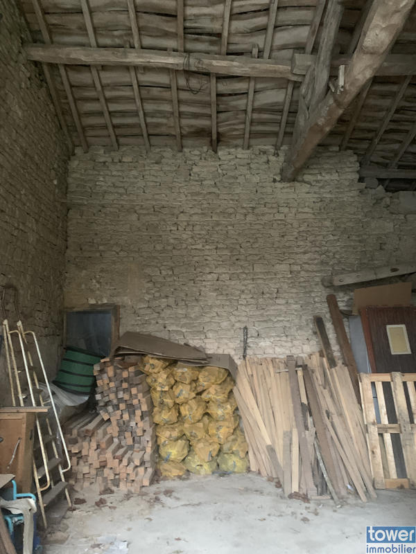 Maison - 250 m² - 8 pièces