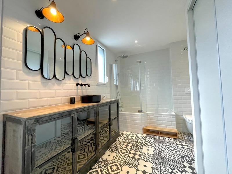 Maison - 286 m² - 5 pièces