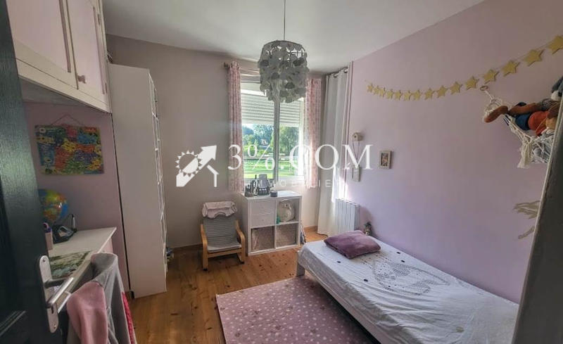 Maison - 94 m² - 6 pièces