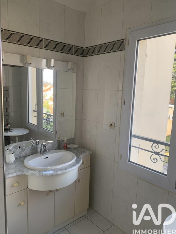 Maison - 120 m² - 4 pièces