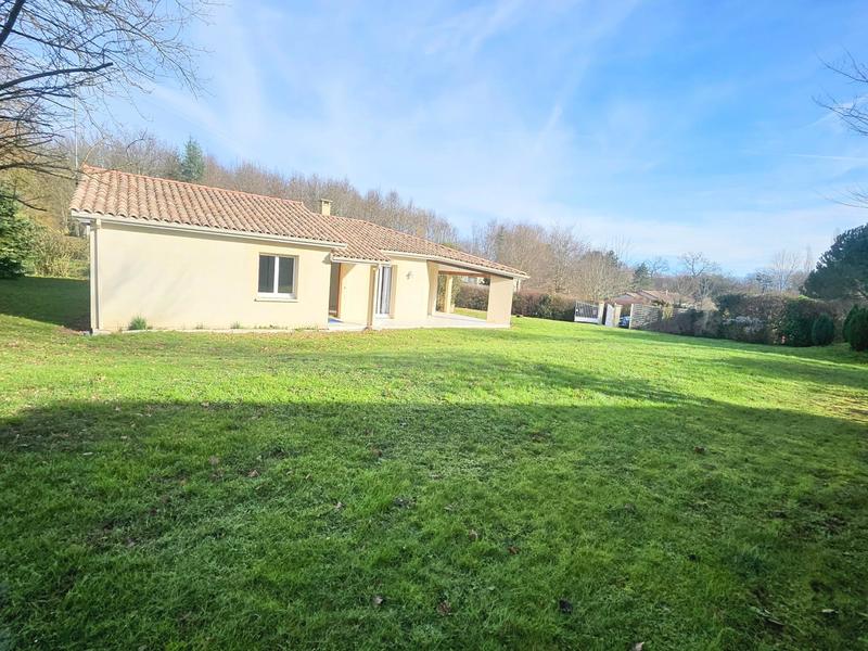 Maison - 92 m² - 4 pièces