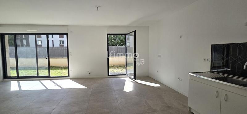 Appartement - 77 m² - 4 pièces