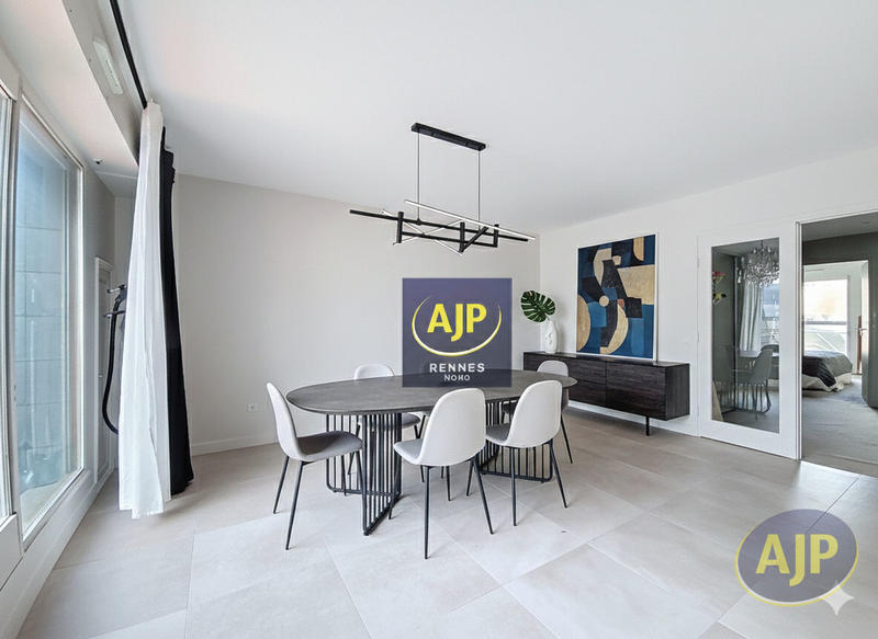 Appartement - 135 m² - 5 pièces