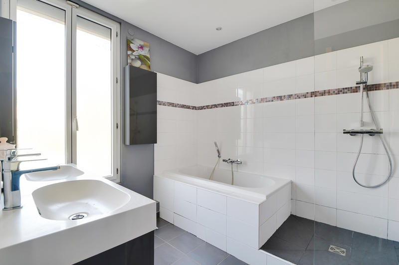 Maison - 103 m² - 6 pièces