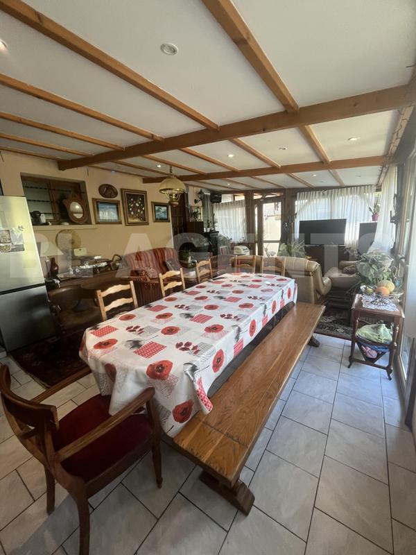 Maison - 150 m² - 5 pièces