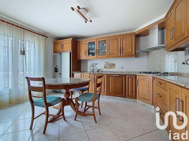 Maison - 161 m² - 6 pièces