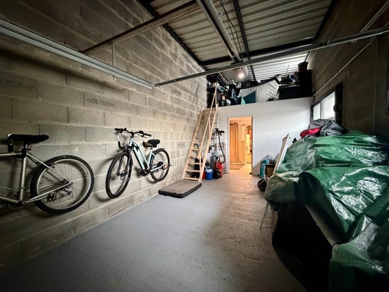 Maison - 151 m² - 6 pièces