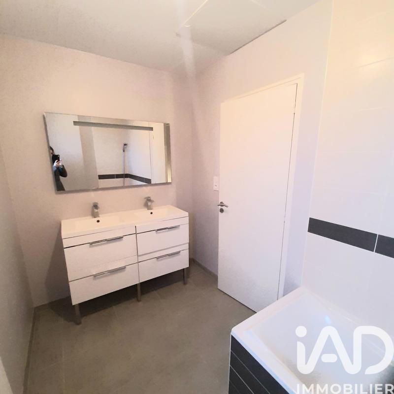 Maison - 98 m² - 4 pièces