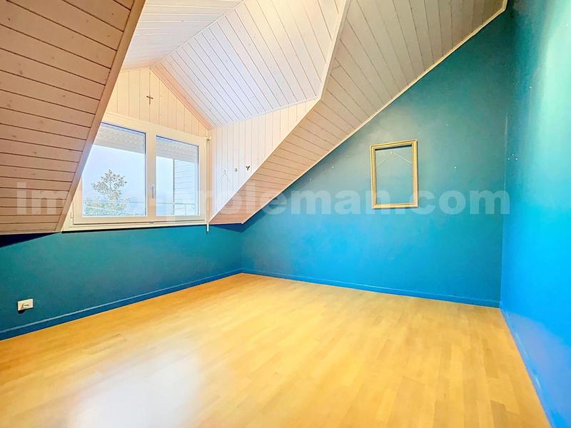 Maison - 180 m² - 5 pièces